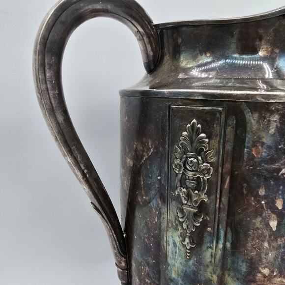 Vintage 1847 Rogers Bros Ambassador Silverplate Pitcher 10” Ornate Jug Vase - Picture 7 of 9